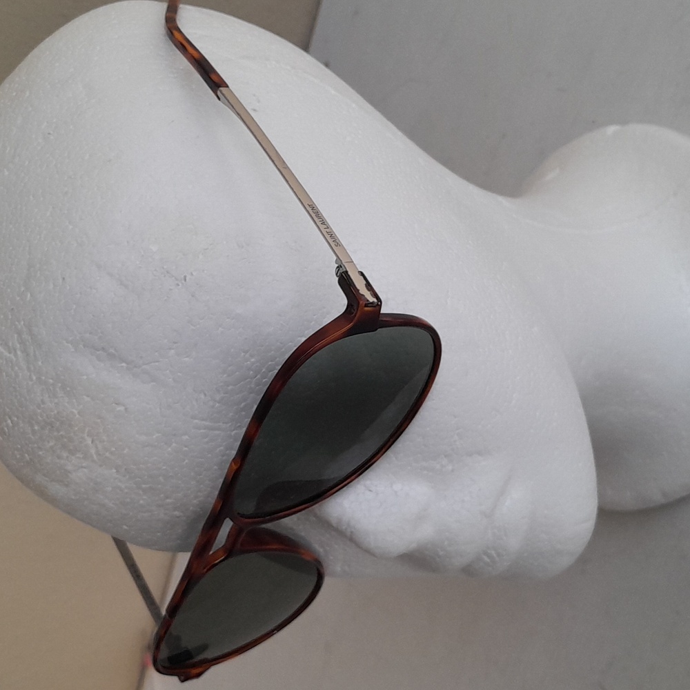 Yves Saint Laurent Sunglasses - Picture 6 of 11